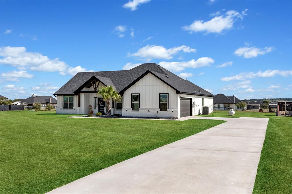 6028 Raspberry Lane
