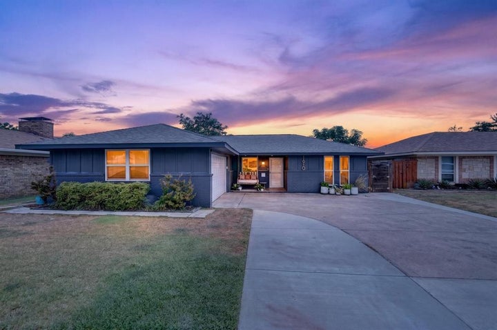 Photo 1 of 38 — 1610 Cecil Drive, Carrollton, TX 75006