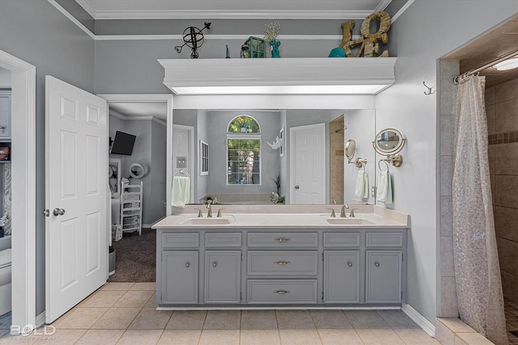 Bossier City, Louisiana 71111, United States, 4 Bedrooms Bedrooms, ,2 BathroomsBathrooms,Residential,Active,179192