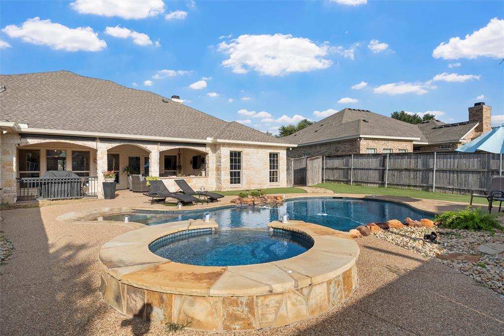 105 Edinburgh Lane