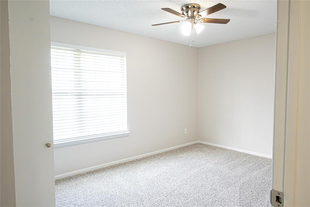 Oak Hollow Grand Prairie - Residential