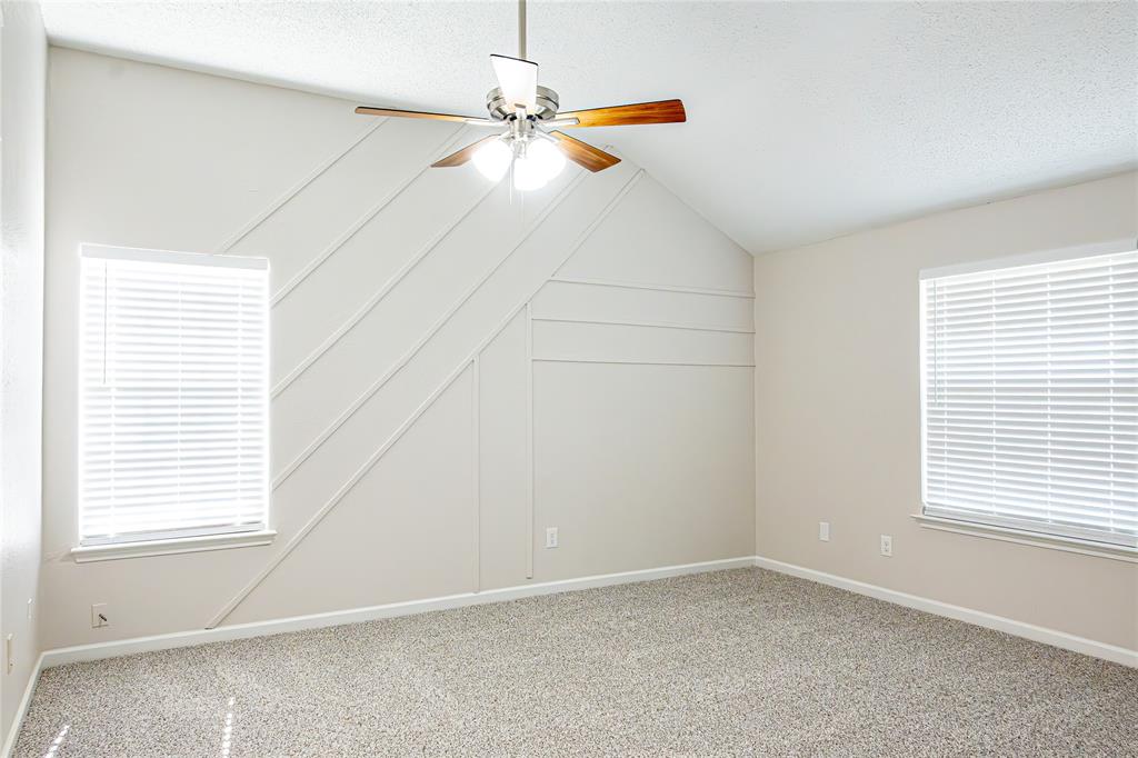 Oak Hollow Grand Prairie - Residential