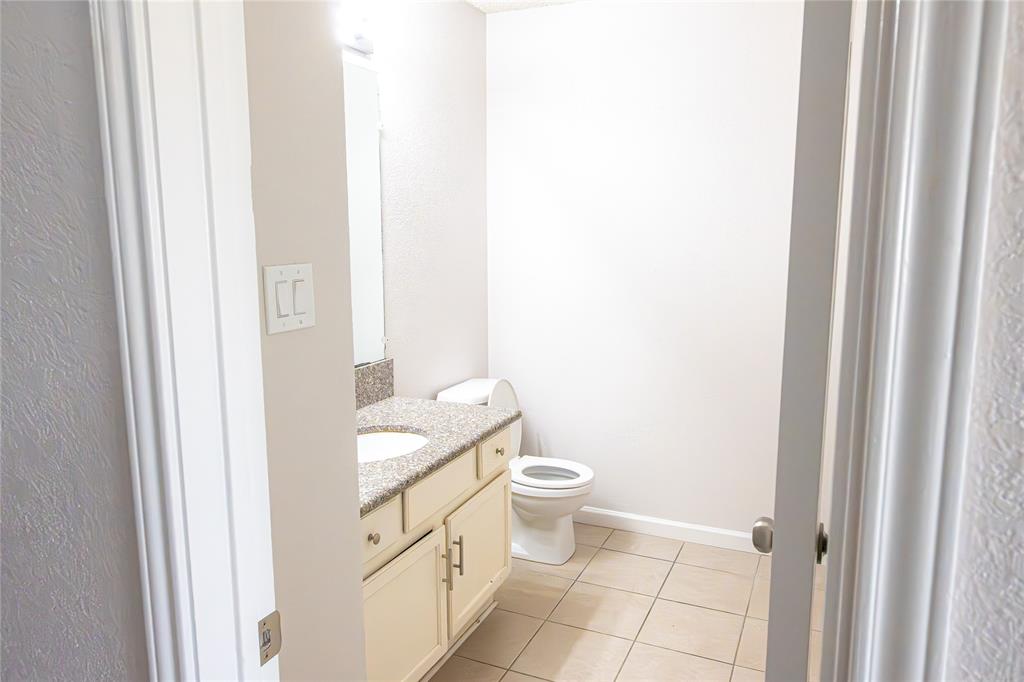 Oak Hollow Grand Prairie - Residential