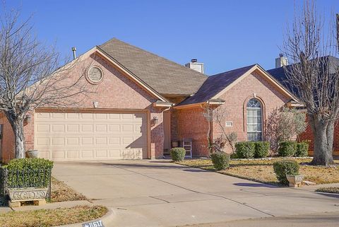 8617 Creede Trail Fort Worth TX 76118