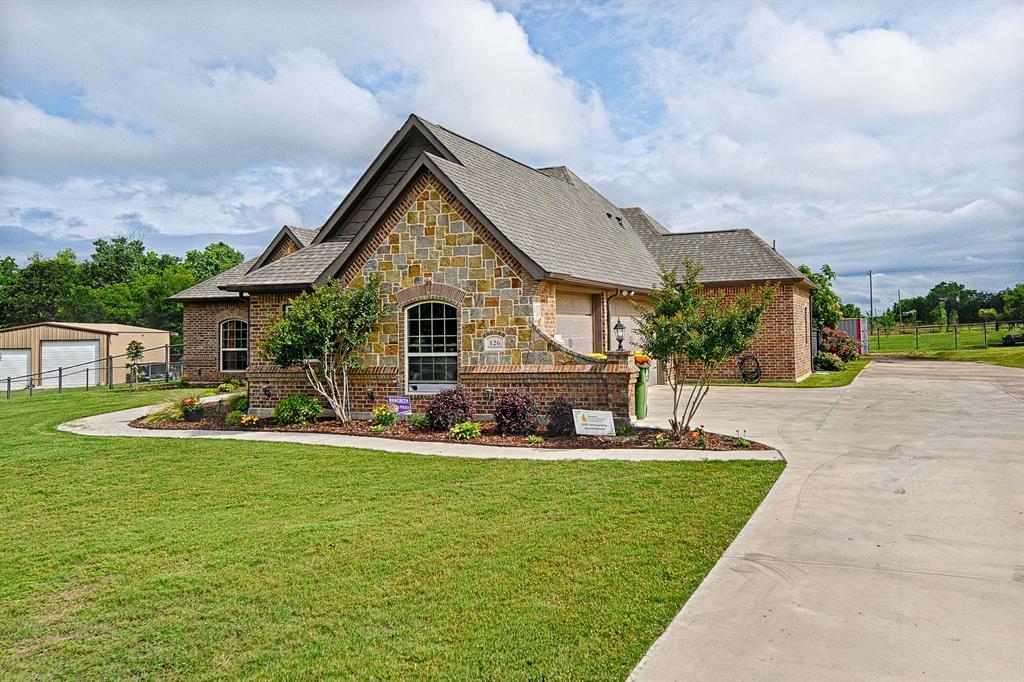 126 Flying Diamond Drive