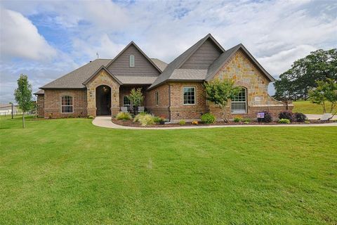 126 Flying Diamond Drive Springtown TX 76082