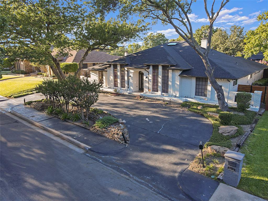 9309 Moss Farm Lane