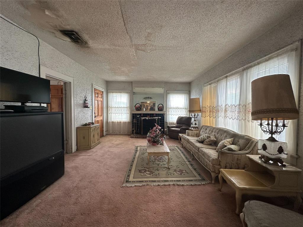 621 E Morningside Drive