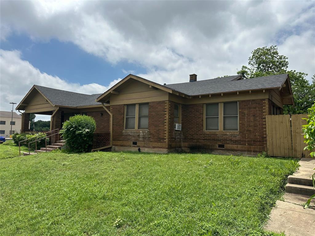 621 E Morningside Drive
