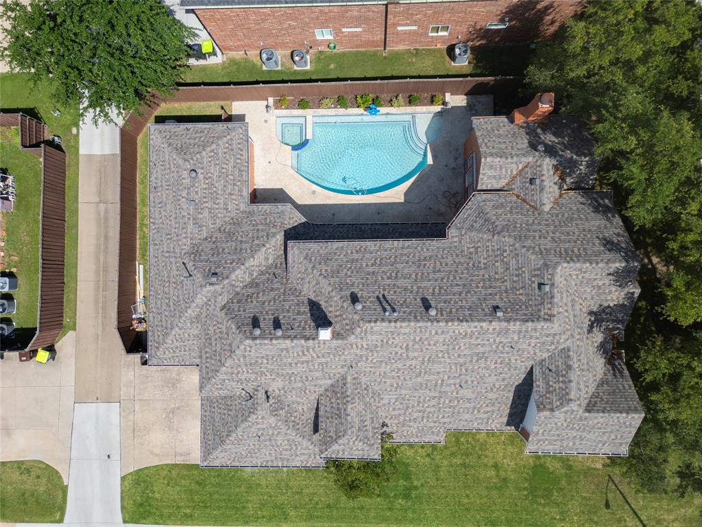 5621 Lindsey Drive