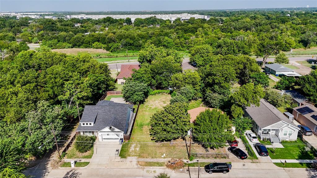 3725 Vineyard Drive