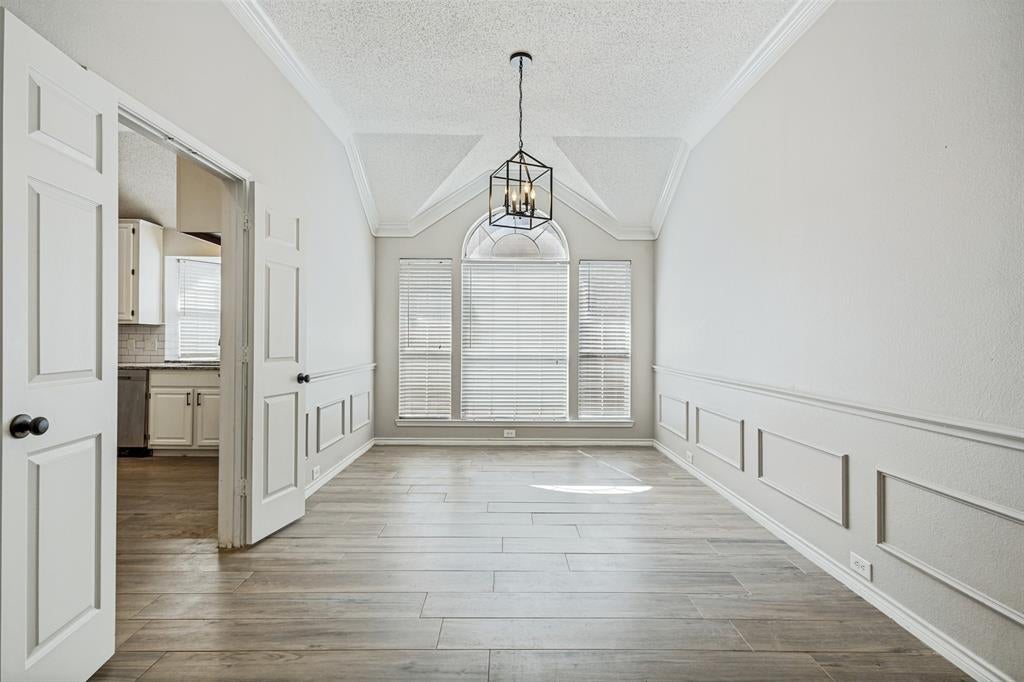 2911 Stonepointe