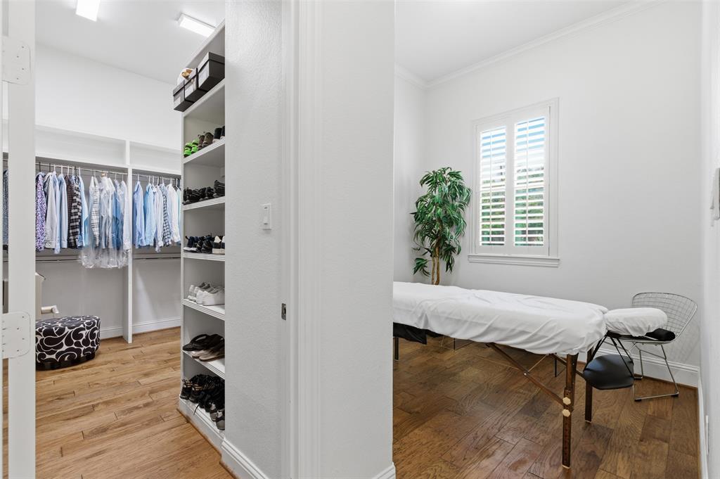 Guggenheim Acres - Residential