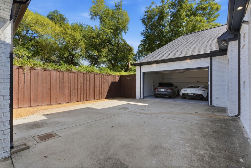 Guggenheim Acres - Residential