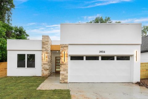 3904 De Maggio Avenue Dallas TX 75210