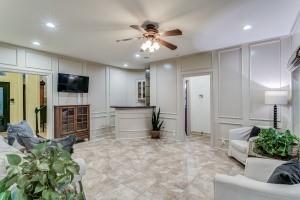 Photo 5 of 18 of 1101 Stone Gate Drive house
