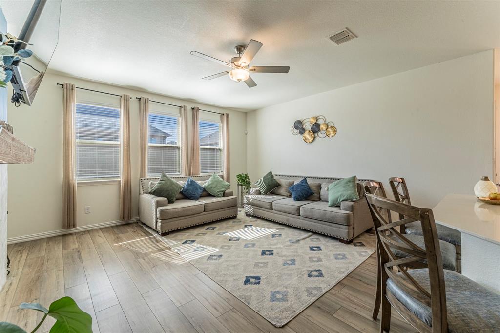 Azle Grove Ph 1 - Residential