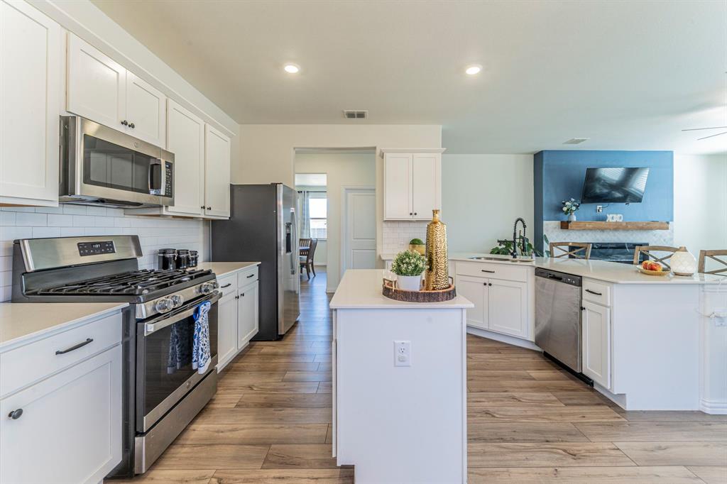 Azle Grove Ph 1 - Residential