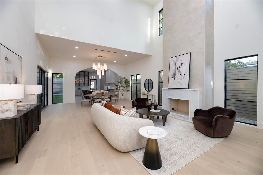 Ross Ave Annex - Residential