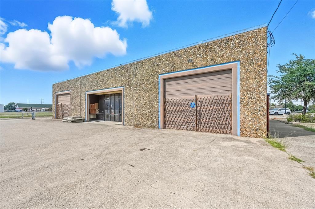 4405 Industrial Street