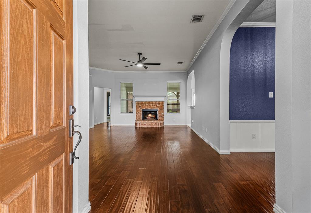 110 Chinaberry Trail