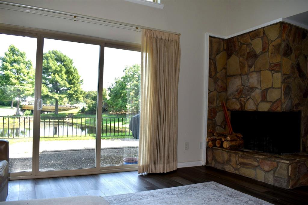 Country Place Twnhs 01 - Residential