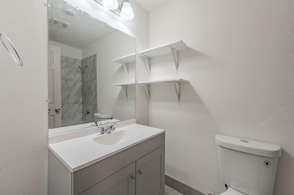 Lago Linda - Residential Lease