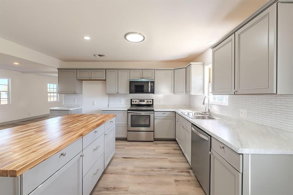 Lago Linda - Residential Lease