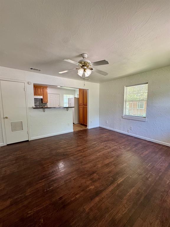 2132 Potter Lane