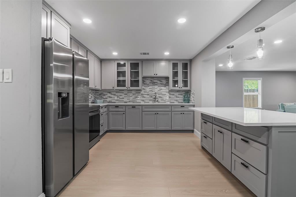 2401 Sybil Drive
