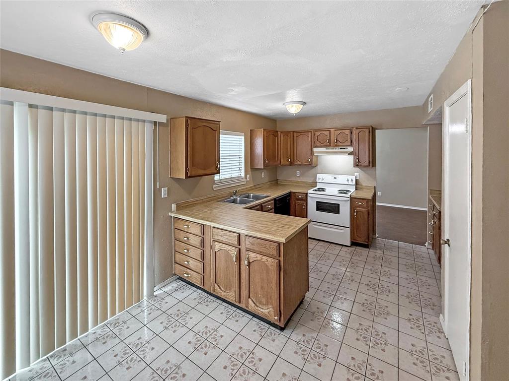 Meadow Creek #1 Add - Residential Lease