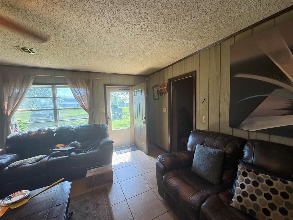 7039 County Road 3114