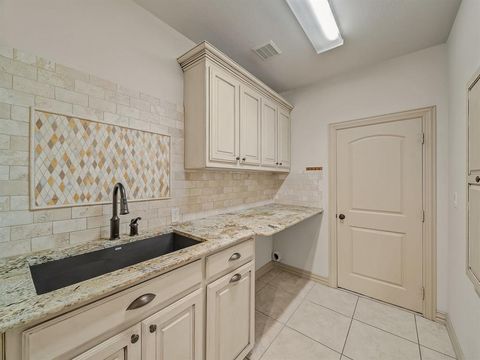 Tiny photo for 2601 Chipping Campden Road, Denton, TX 76226 (MLS # 21101471)
