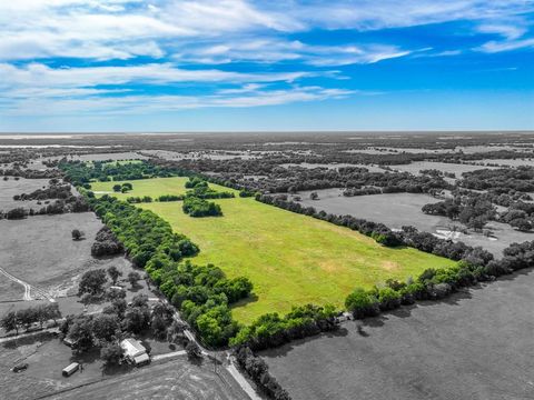 211 Rs County Road 1455 Point TX 75472