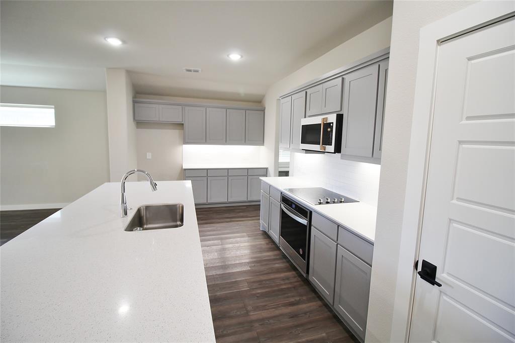 Buffalo Rdg Ph 6 - Residential Lease