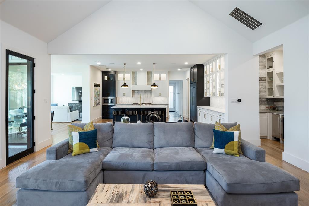 INWOOD ROAD ESTATES NO2- 3RD INST - Residential