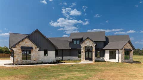 Photo of 15703 County Road 436, Lindale, TX 75771 (MLS # 21351609)