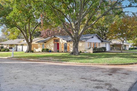 A home in Hurst