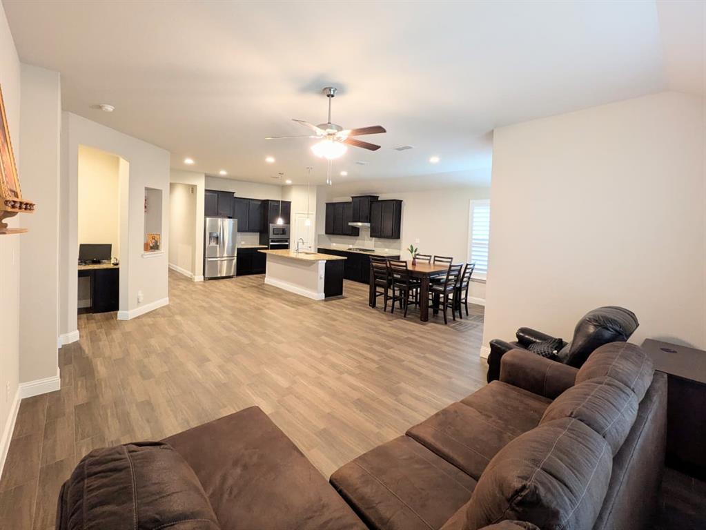 1140 KNIGHTSBRIDGE Road