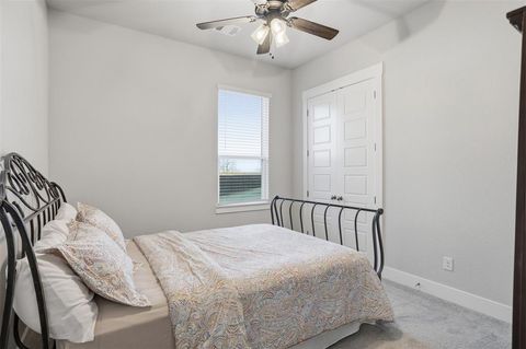 Tiny photo for 520 Fox Hill Court, Waxahachie, TX 75167 (MLS # 21200610)