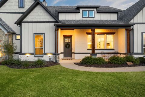 Tiny photo for 520 Fox Hill Court, Waxahachie, TX 75167 (MLS # 21200610)