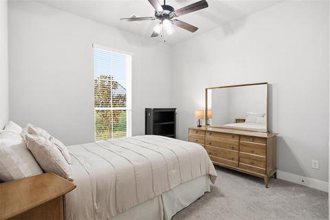 Tiny photo for 520 Fox Hill Court, Waxahachie, TX 75167 (MLS # 21200610)