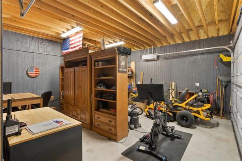 Tiny photo for 520 Fox Hill Court, Waxahachie, TX 75167 (MLS # 21200610)