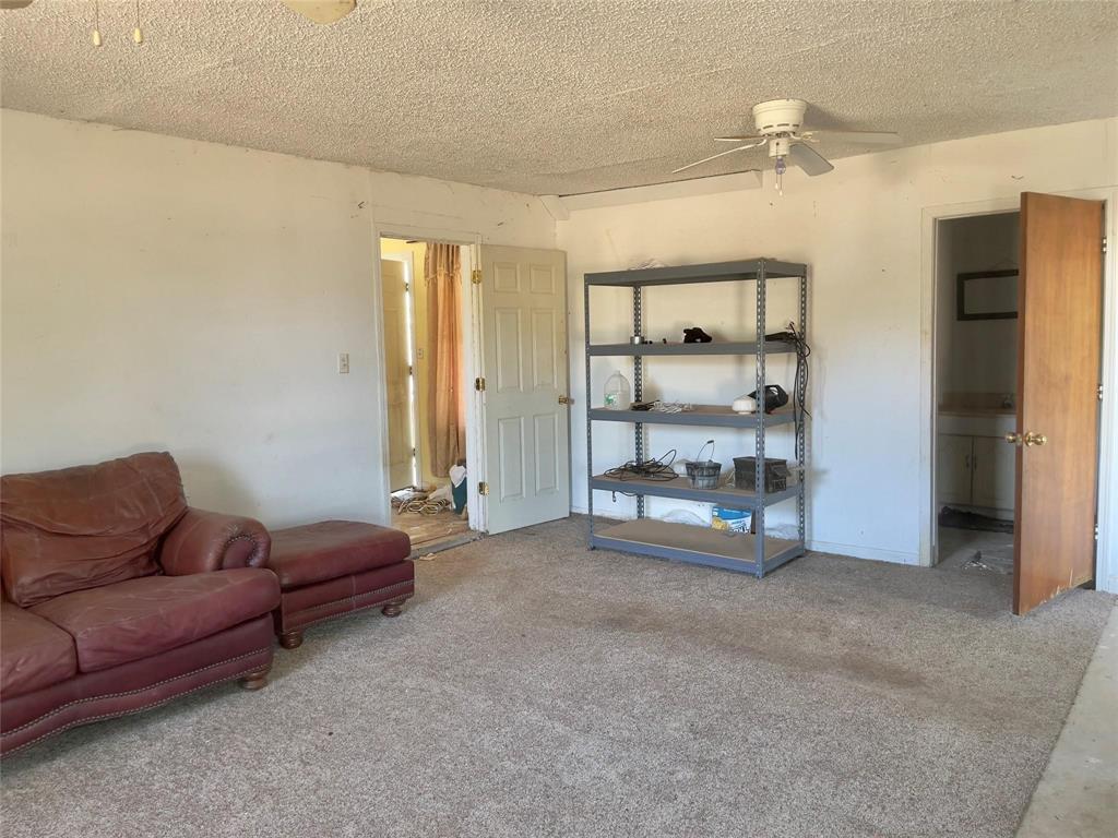 ACRES: 3.80 ABST: 1522 SURVEY: T & P RR CO SUR 13 - Residential