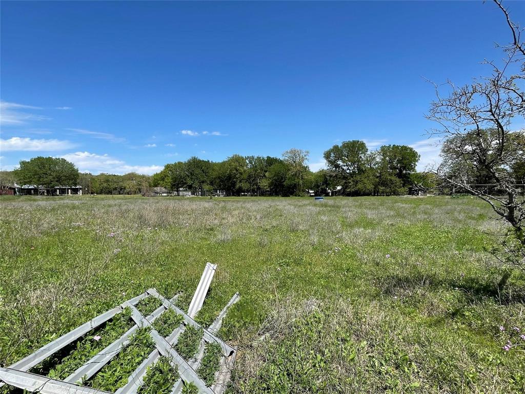 ACRES: 3.80 ABST: 1522 SURVEY: T & P RR CO SUR 13 - Residential