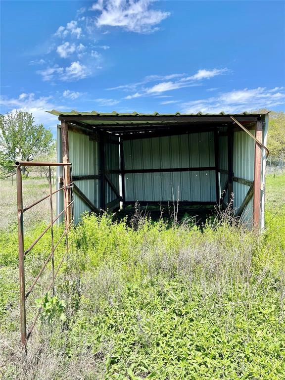 ACRES: 3.80 ABST: 1522 SURVEY: T & P RR CO SUR 13 - Residential