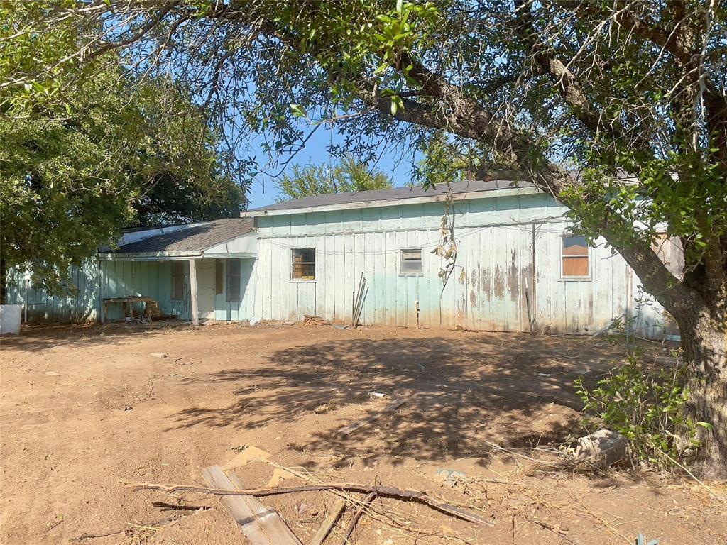 ACRES: 3.80 ABST: 1522 SURVEY: T & P RR CO SUR 13 - Residential