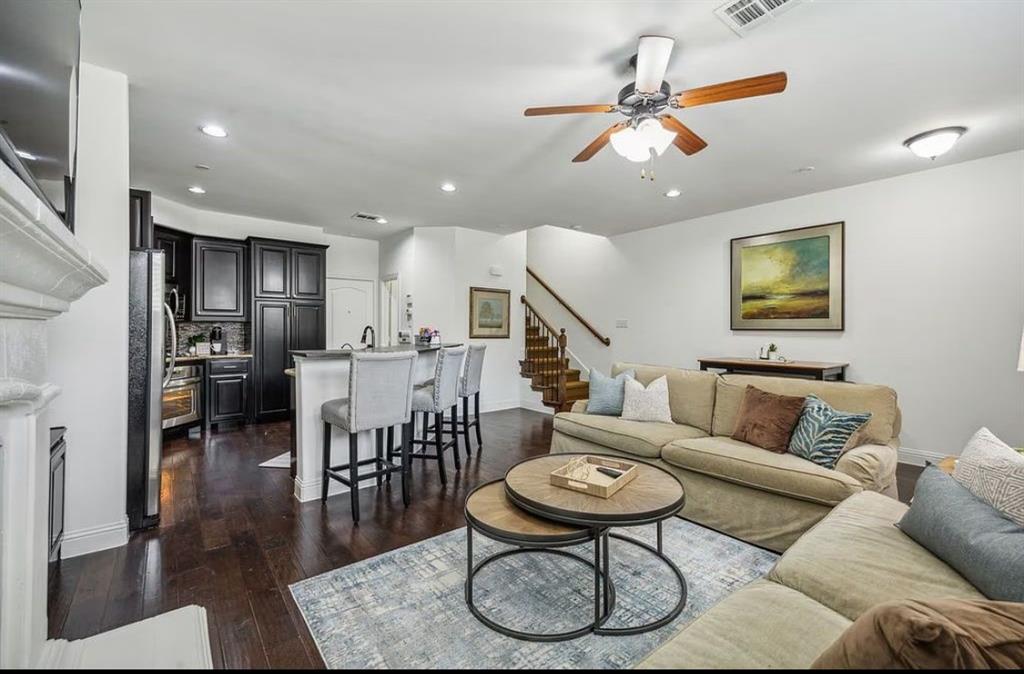7925 Belinda Lane