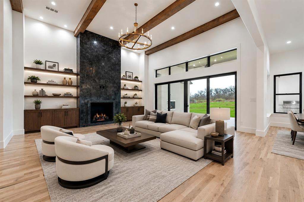 4417 Overlook Ridge