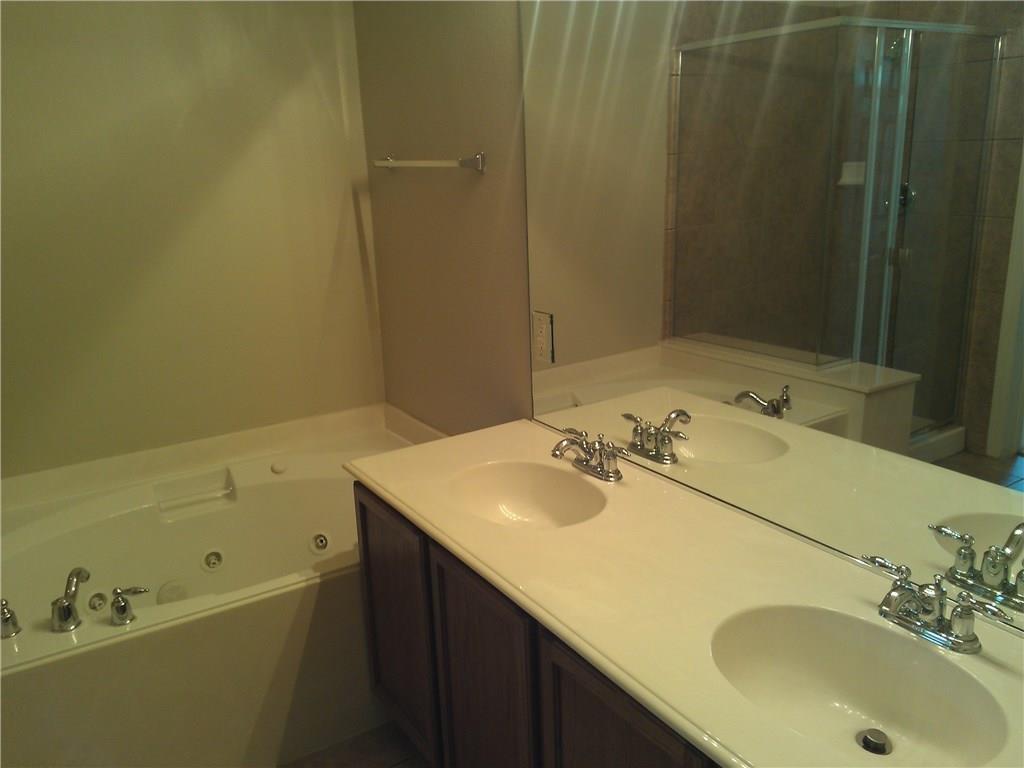 La Frontera - Residential Lease